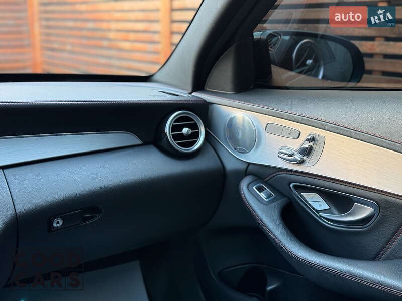 Седан Mercedes-Benz C-Class 2016 в Одессе