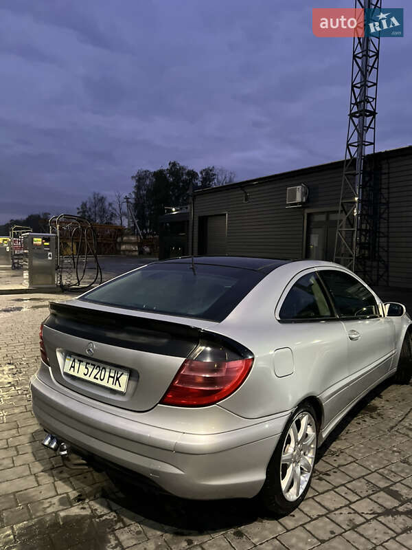 Купе Mercedes-Benz C-Class 2001 в Івано-Франківську