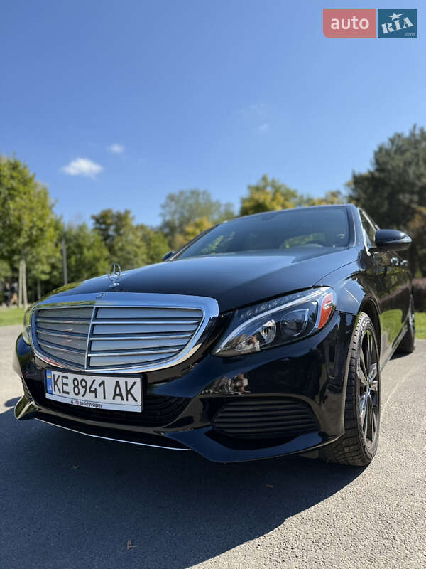 Седан Mercedes-Benz C-Class 2016 в Днепре