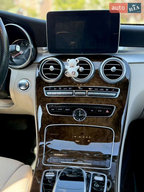 Седан Mercedes-Benz C-Class 2016 в Днепре