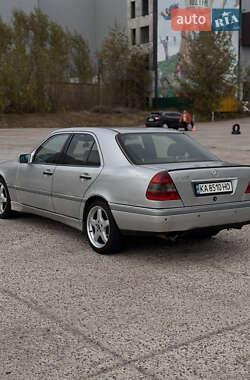 Седан Mercedes-Benz C-Class 1995 в 