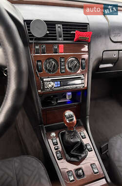 Седан Mercedes-Benz C-Class 1995 в 