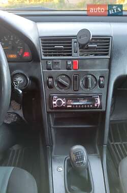 Седан Mercedes-Benz C-Class 1994 в 