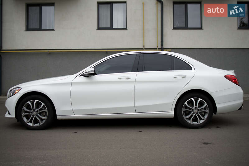 Седан Mercedes-Benz C-Class 2016 в Сарнах