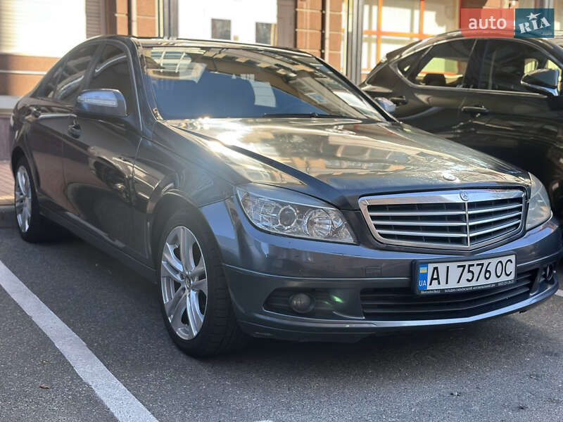 Седан Mercedes-Benz C-Class 2007 в Киеве