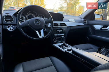 Седан Mercedes-Benz C-Class 2011 в 