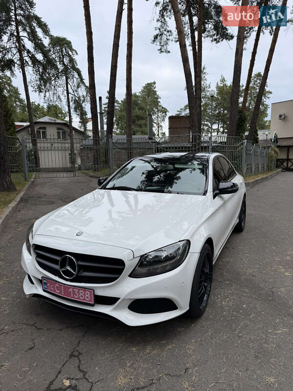 Седан Mercedes-Benz C-Class 2016 в Черкасах