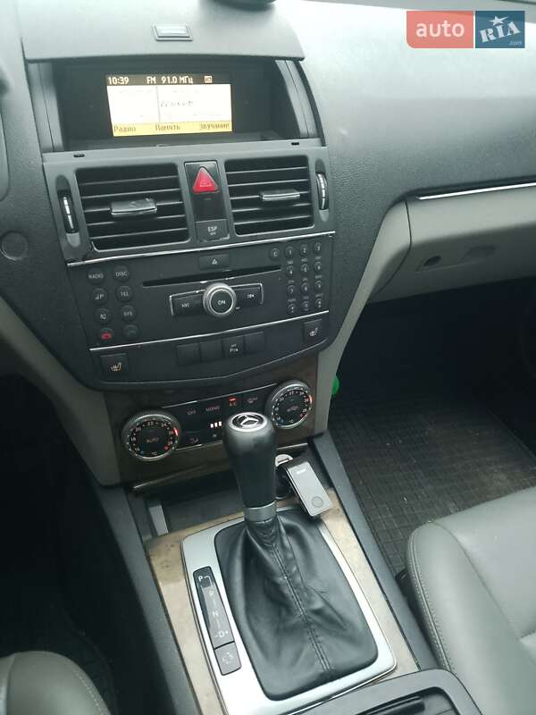 Седан Mercedes-Benz C-Class 2007 в Одесі