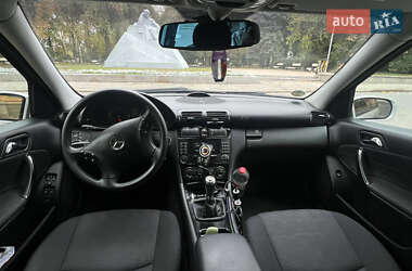 Седан Mercedes-Benz C-Class 2004 в 