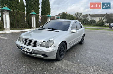 Седан Mercedes-Benz C-Class 2000 в Дубні