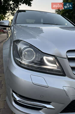 Седан Mercedes-Benz C-Class 2011 в 