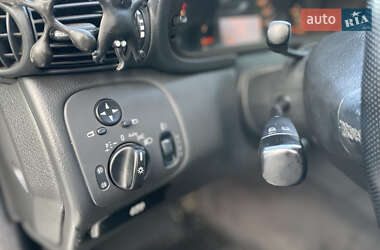 Купе Mercedes-Benz C-Class 2001 в 