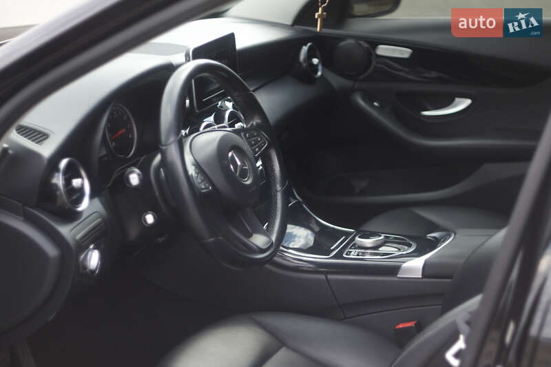 Седан Mercedes-Benz C-Class 2014 в Ужгороде