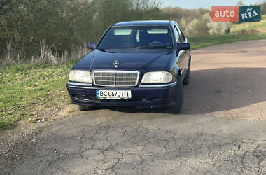 Седан Mercedes-Benz C-Class 1997 в Долині