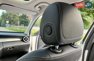 Седан Mercedes-Benz C-Class 2014 в  фото 58 Седан Mercedes-Benz C-Class 2014 в