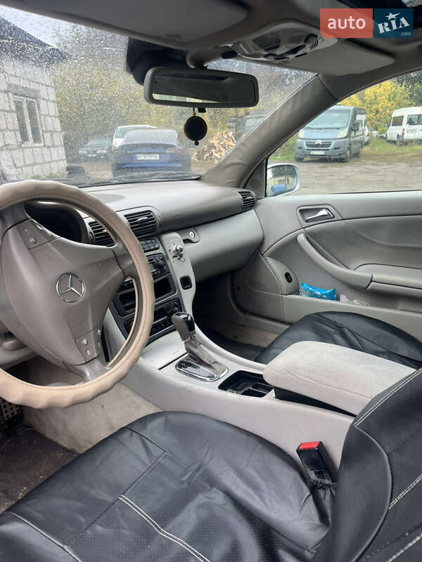 Купе Mercedes-Benz C-Class 2001 в Василькове фото 12 Купе Mercedes-Benz C-Class 2001 в Василькове