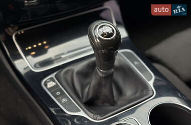 Універсал Mercedes-Benz C-Class 2015 в 