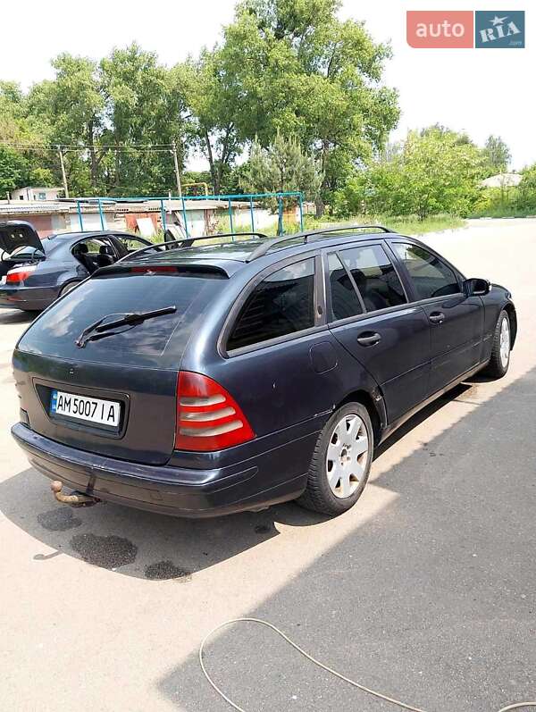Универсал Mercedes-Benz C-Class 2001 в Коростене фото 2 Универсал Mercedes-Benz C-Class 2001 в Коростене