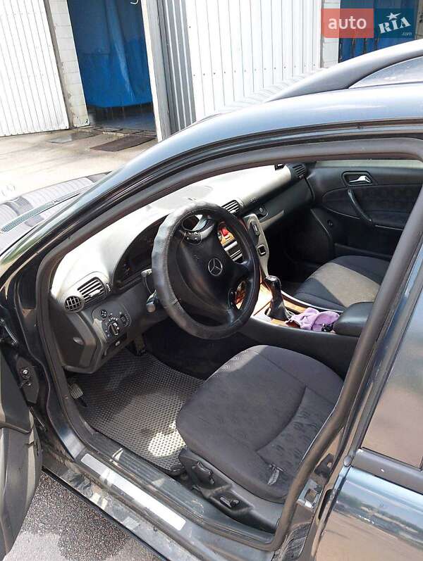Универсал Mercedes-Benz C-Class 2001 в Коростене фото 4 Универсал Mercedes-Benz C-Class 2001 в Коростене