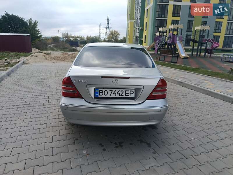 Седан Mercedes-Benz C-Class 2001 в Тернополе