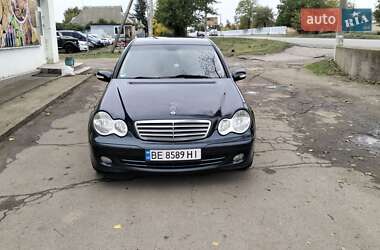 Седан Mercedes-Benz C-Class 2004 в 