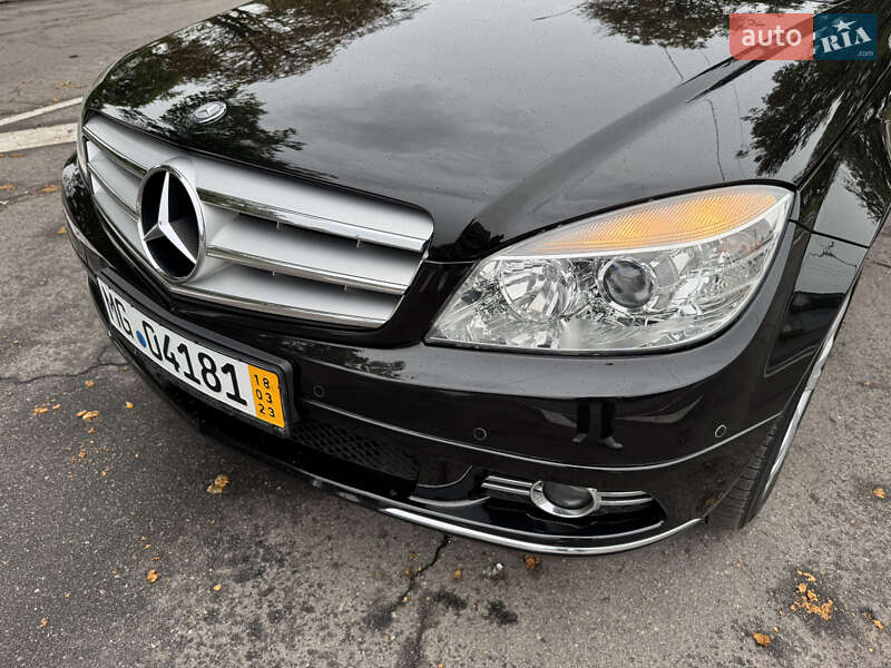 Универсал Mercedes-Benz C-Class 2009 в Виннице