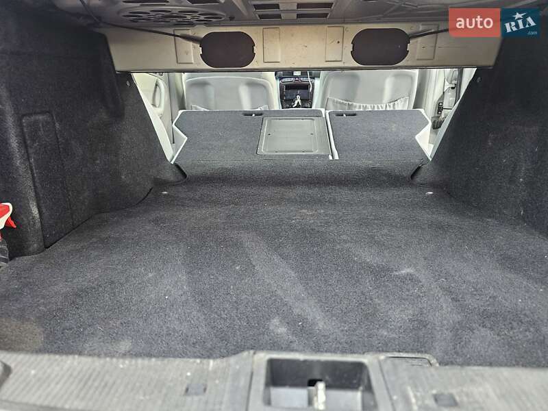 Седан Mercedes-Benz C-Class 2003 в Дрогобыче фото 5 Седан Mercedes-Benz C-Class 2003 в Дрогобыче