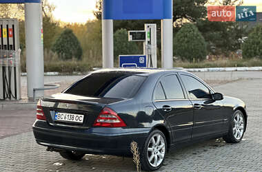 Седан Mercedes-Benz C-Class 2001 в 