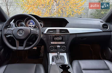 Седан Mercedes-Benz C-Class 2012 в 