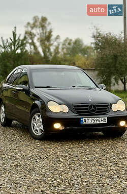 Седан Mercedes-Benz C-Class 2003 в 