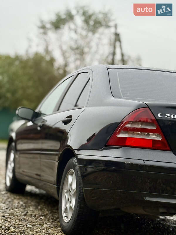 Седан Mercedes-Benz C-Class 2003 в Коломиї