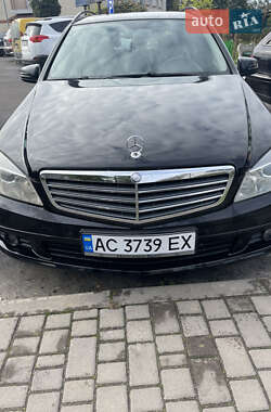 Універсал Mercedes-Benz C-Class 2009 в Луцьку