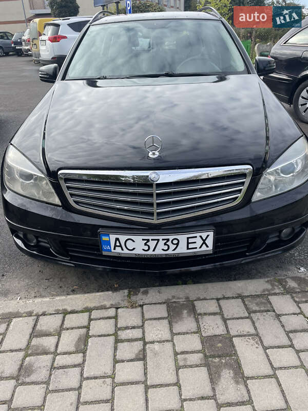 Mercedes-Benz C-Class 2009