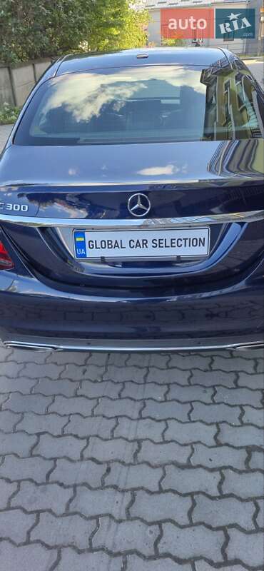 Седан Mercedes-Benz C-Class 2021 в Жовкве