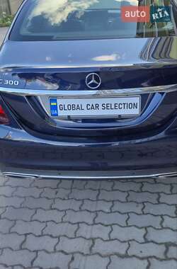 Седан Mercedes-Benz C-Class 2021 в 