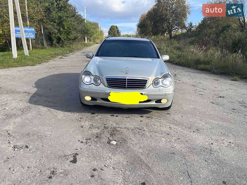 Універсал Mercedes-Benz C-Class 2002 в Перемишлянах