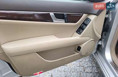 Седан Mercedes-Benz C-Class 2011 в 