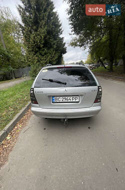 Універсал Mercedes-Benz C-Class 2004 в 