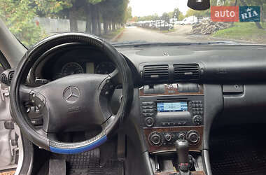 Універсал Mercedes-Benz C-Class 2004 в 