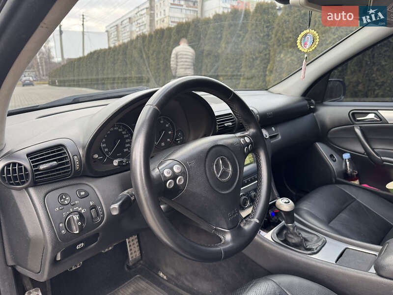 Седан Mercedes-Benz C-Class 2004 в Могилев-Подольске