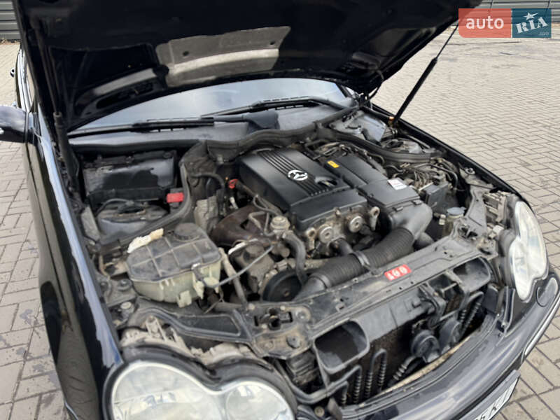 Седан Mercedes-Benz C-Class 2004 в Могилев-Подольске