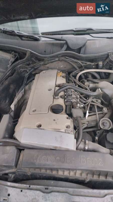 Седан Mercedes-Benz C-Class 2002 в Харькове