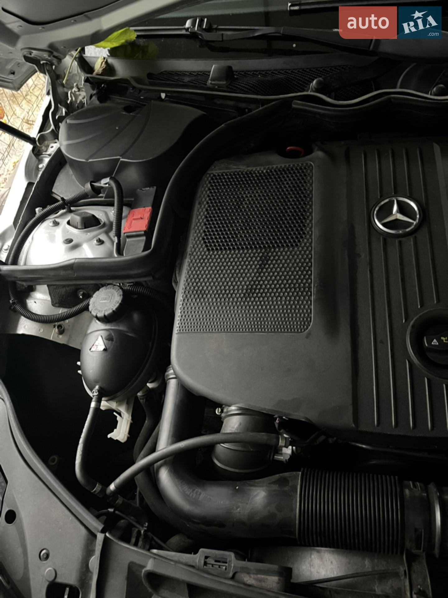 2010 Mercedes-Benz C-klasse - мініатюра 19