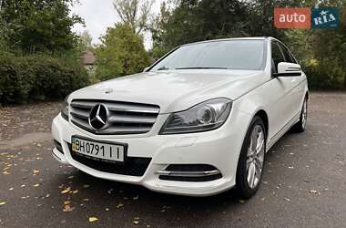 Седан Mercedes-Benz C-Class 2013 в 