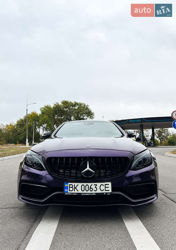 Седан Mercedes-Benz C-Class 2017 в Днепре