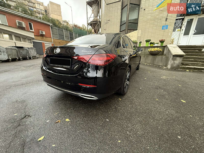Седан Mercedes-Benz C-Class 2023 в Киеве