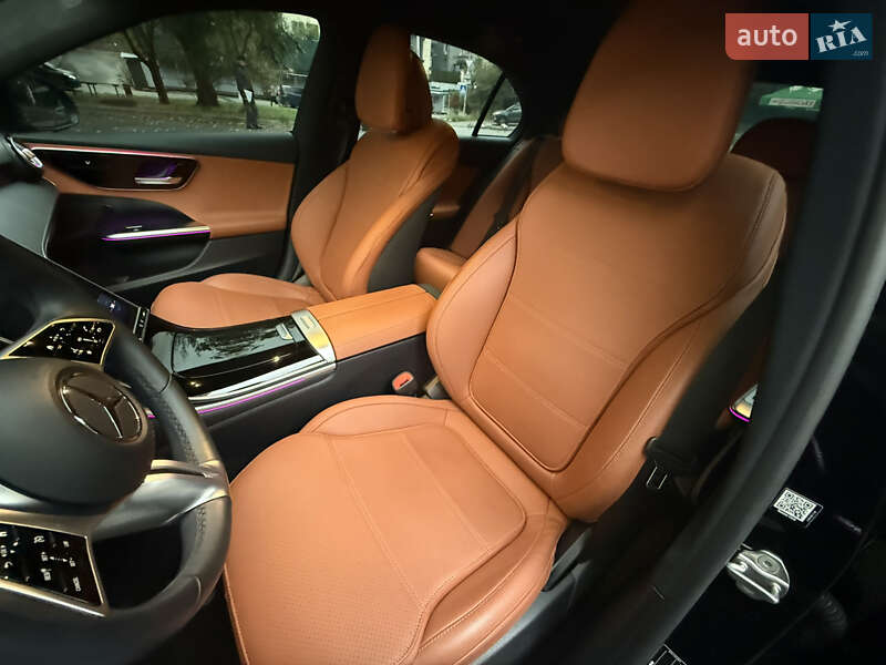 Седан Mercedes-Benz C-Class 2023 в Киеве