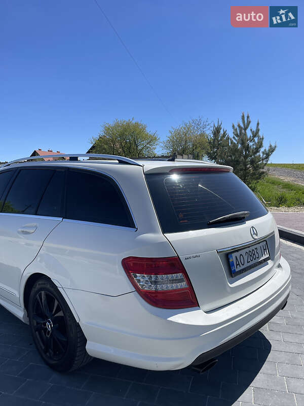 Универсал Mercedes-Benz C-Class 2008 в Мостиске