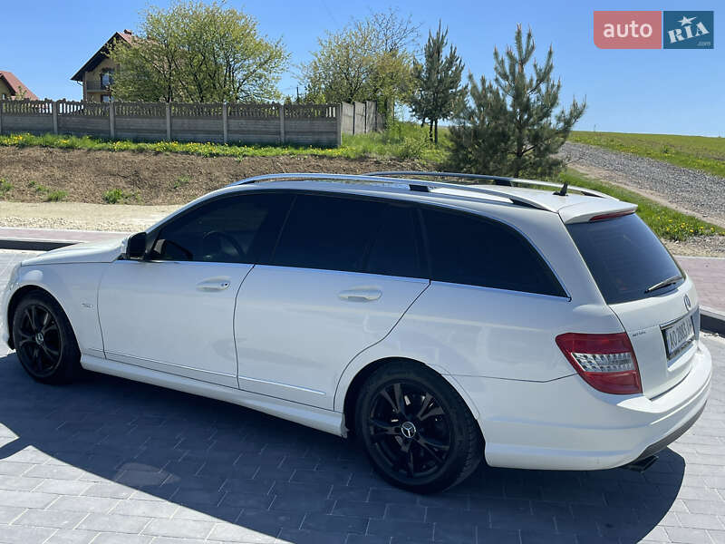 Универсал Mercedes-Benz C-Class 2008 в Мостиске