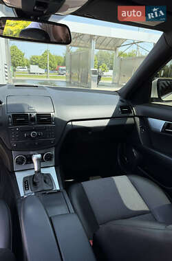Универсал Mercedes-Benz C-Class 2008 в 